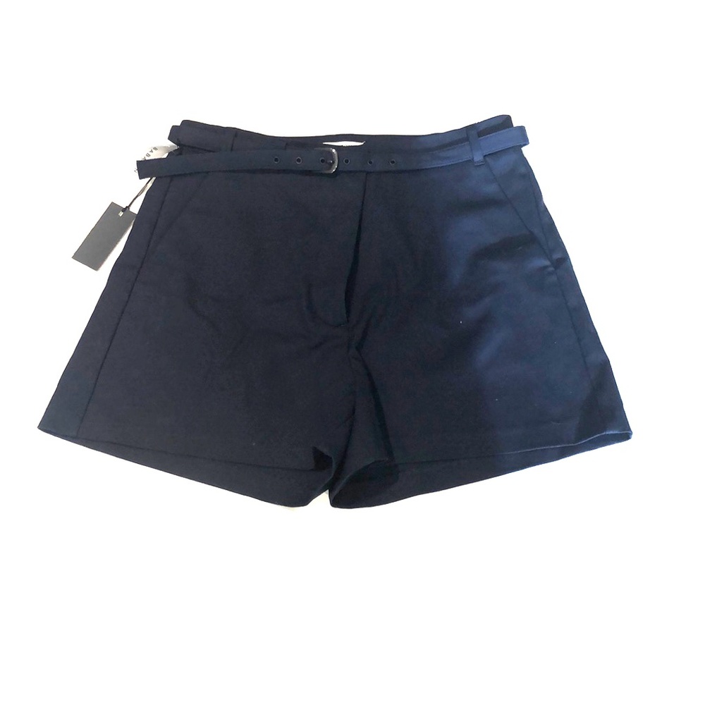 Aritzia Babaton Vanko Short